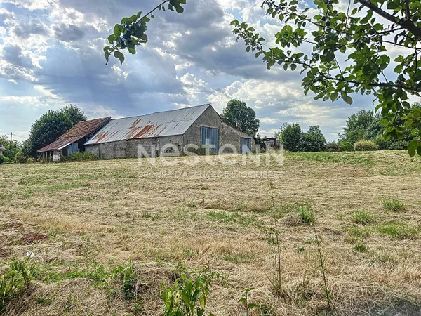 Lot de terrains constructible avec hangar - Chanteix - 2799 m2