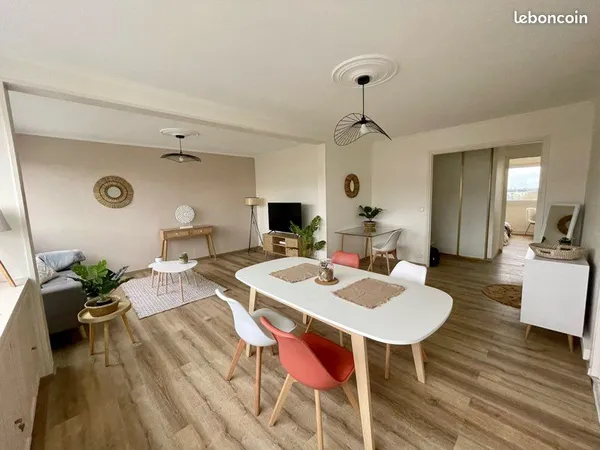 Appartement T4 de 84 m² avec garage