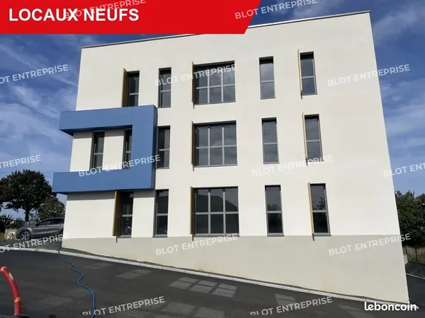 Bureaux 971 m²