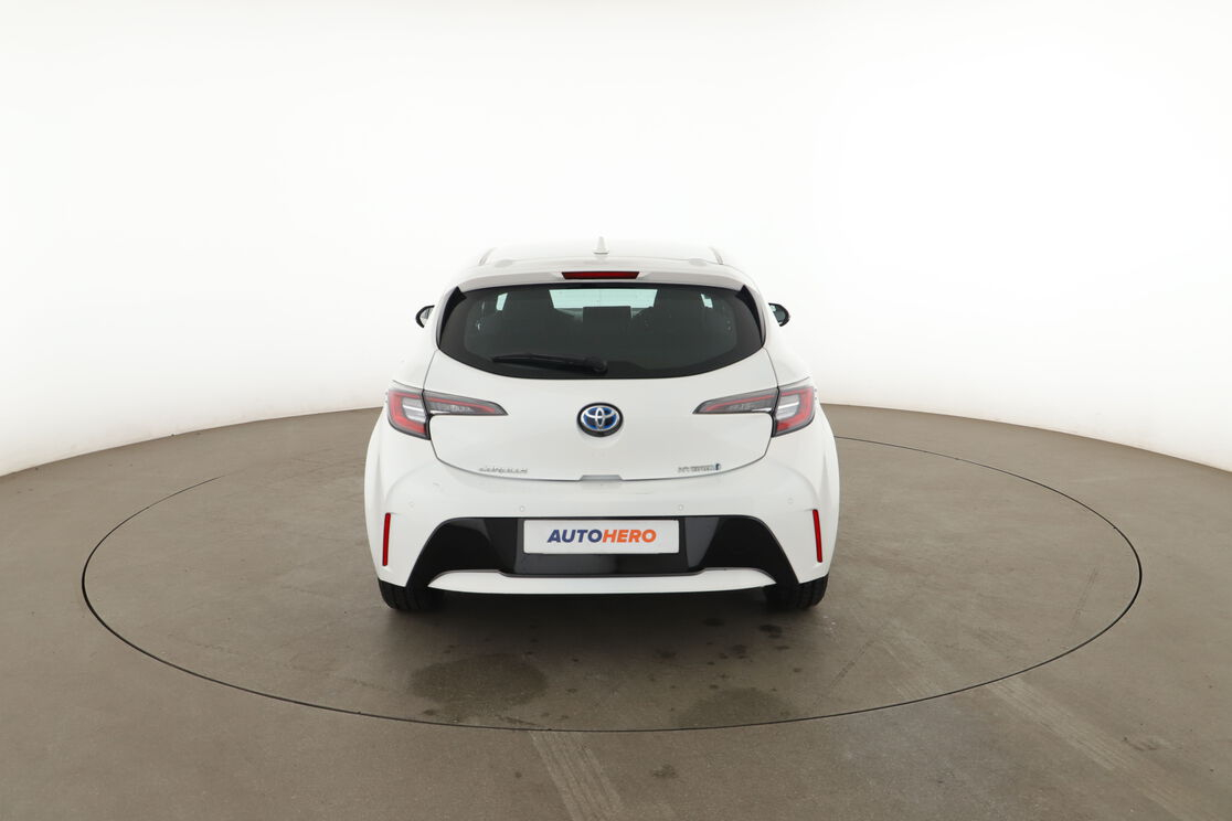 Toyota Corolla 1.8 Hybride Dynamic Business — photo 4