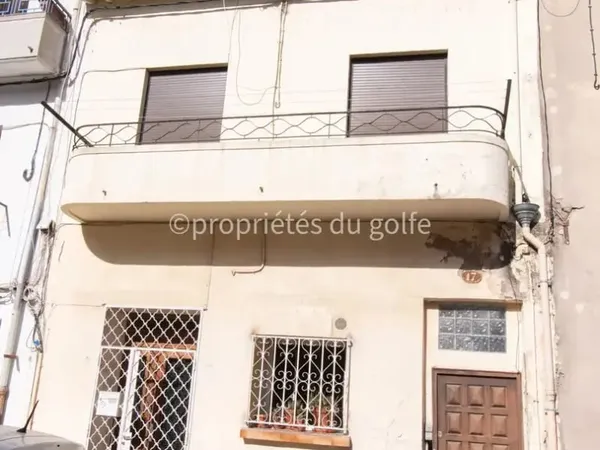 Sète, centre ville, appartement T3, au calme,
