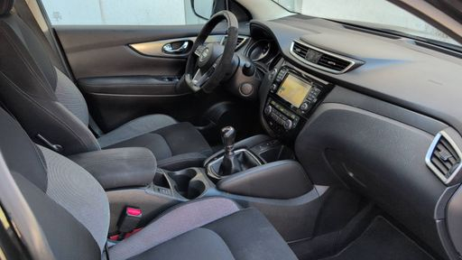 Nissan Qashqai 1.5 dCi 110 - Acenta – 2018 – 118480 km – Diesel – Boîte Manuelle — photo 17