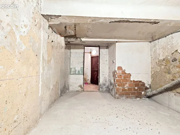 Espace annexe/stockage 18 m² viabilisé - Centre historique Aix-en-Provence