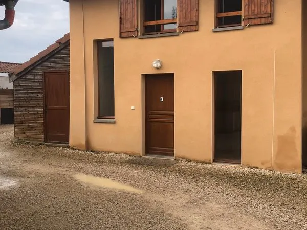 Loue T3 avec terrasse , jardin , parking