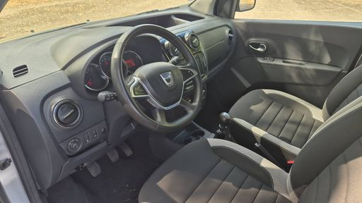 Dacia Dokker 1.3 TCe 130 - Stepway – 2019 – 39249 km – Essence – Boîte Manuelle — photo 24
