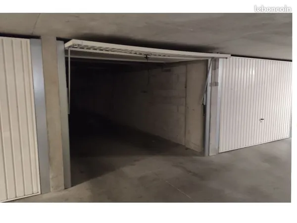 Garage à louer