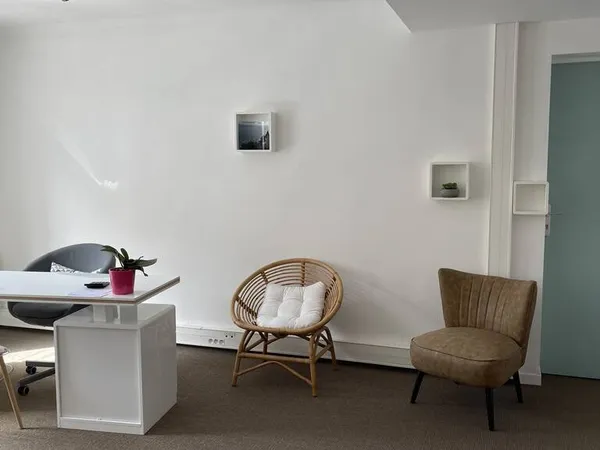 Bureaux/Locaux professionnels 3 pièces 63 m²