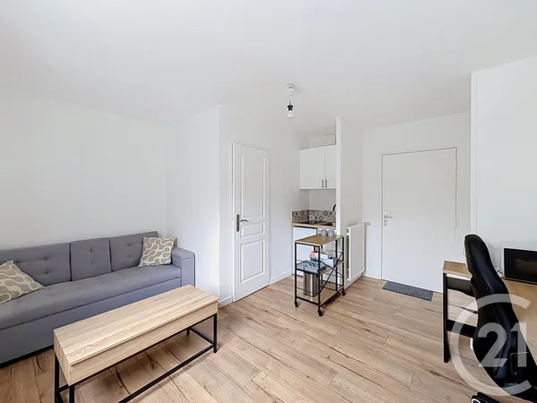 Studio 1 pièce 18 m²