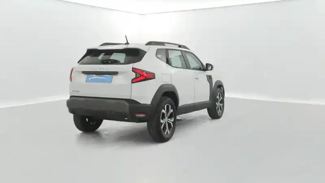 Dacia Duster eco-g 100 — photo 25
