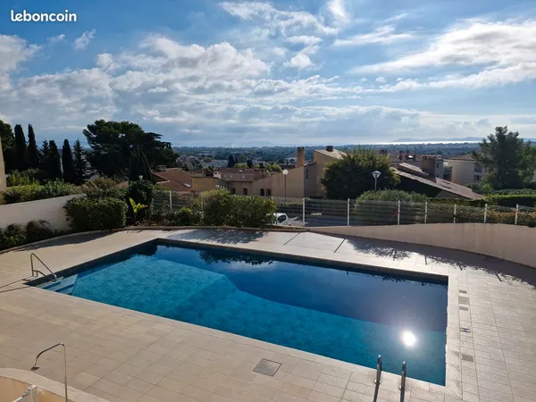 T3 de 56 m² - Résidence Le Grand Large HYERES
