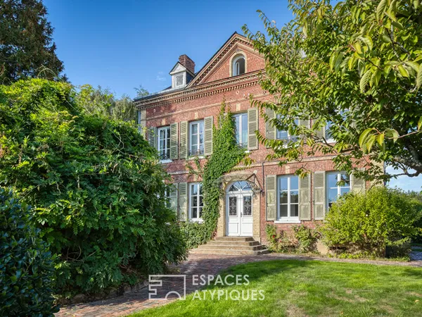 Maison de maître avec jardin arboré en coeur de ville
