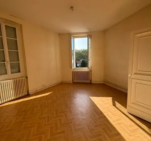 Appartement t2 bis proche gare