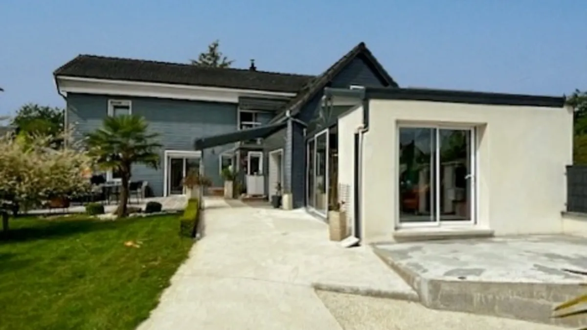 Photo 4