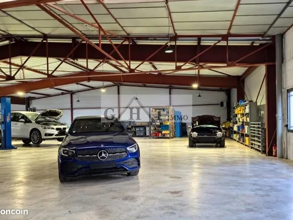 Local industriel 516 m²