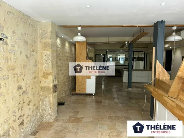 Local commercial 180 m²