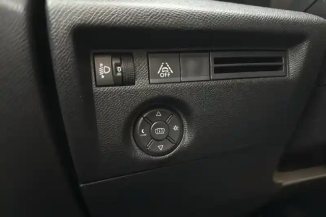 Citroën C4 puretech 130 s&amp;s eat8 — photo 123