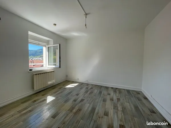 À louer 3 Pièces - 2chambres 340 charges comprises
