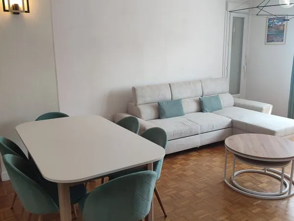 À vendre appartement de type 4