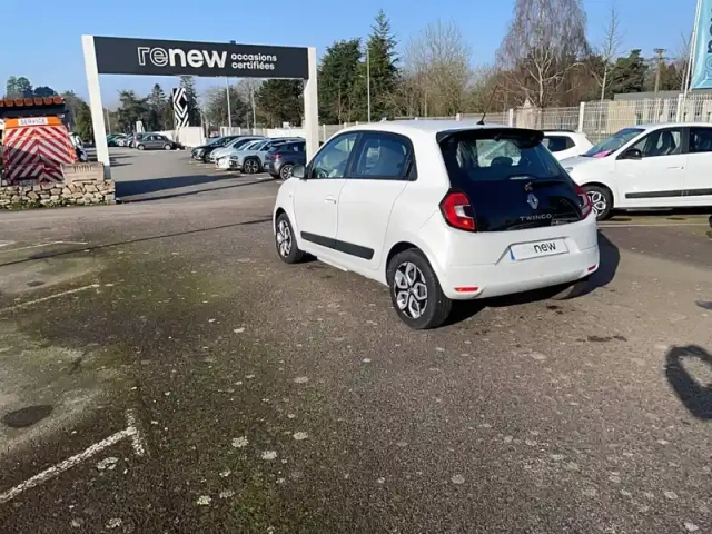 Renault Twingo iii e-tech — photo 41