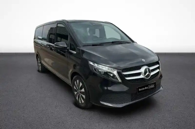 Mercedes Cla sse v extra-long 300 d 9g-tronic 4x4 — photo 32