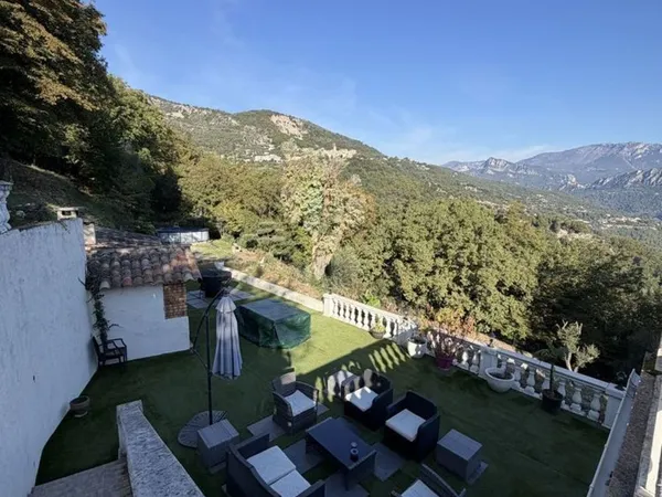 maison 183 m2 avec vue