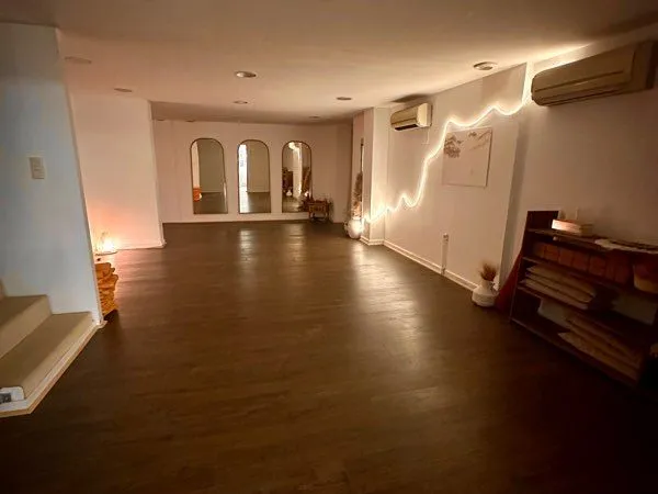 Bureau et espace de travail Location Chalon-sur-Saône 1p 50m² 200€