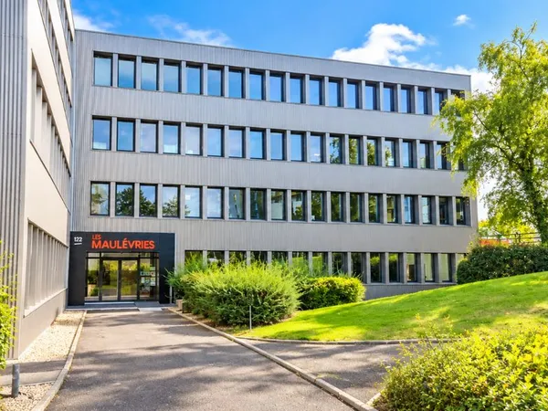 ANGERS ORGEMONT - OPPORTUNITÉ À SAISIR - BUREAUX 289 m² À 1 660 /m²