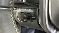 Peugeot 3008 Plug-in Hybrid 225ch Allure Pack e-EAT8 — photo 16