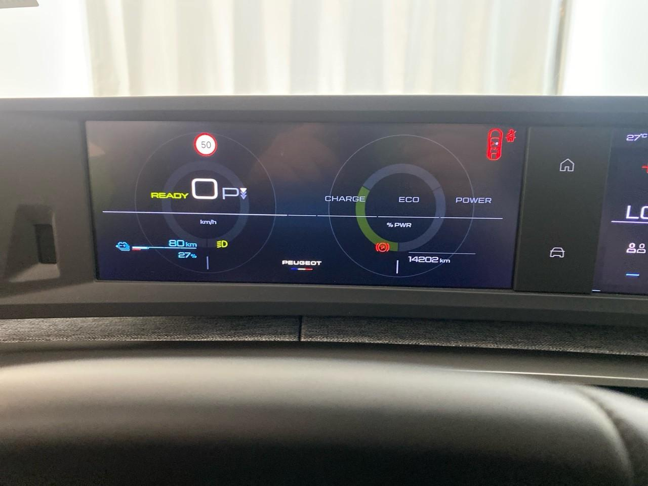 Peugeot 3008 electrique 210 ch 73 kwh allure — photo 13