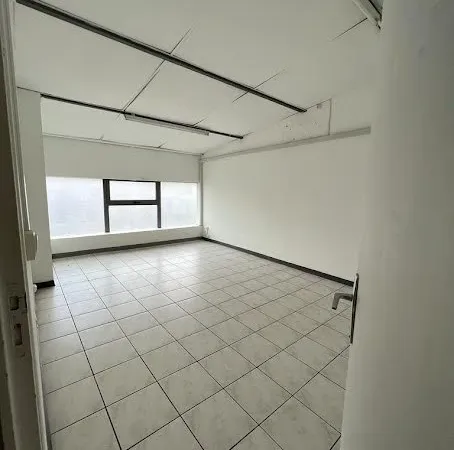 Local 62 m²