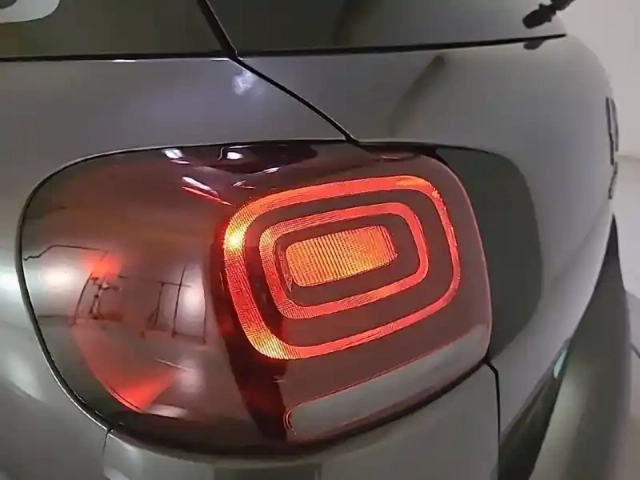Citroën C3 Aircross bluehdi 110 s&amp;s bvm6 — photo 20