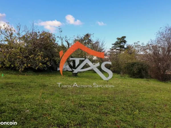 Terrain 638 m² Saint-Chamond