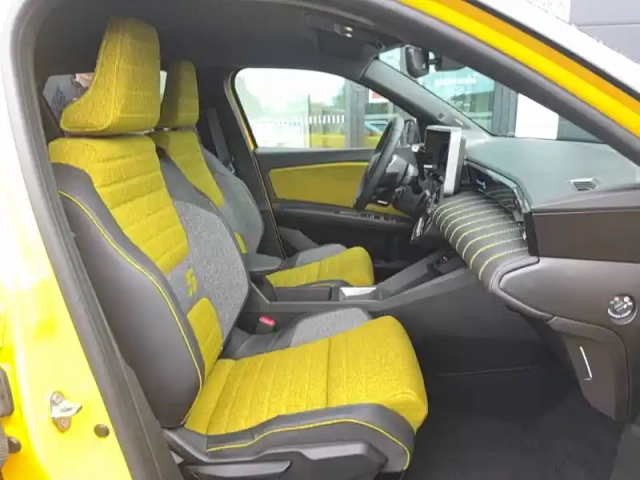 Renault 5 renault  e-tech electrique 10 ch autonomie confort — photo 12
