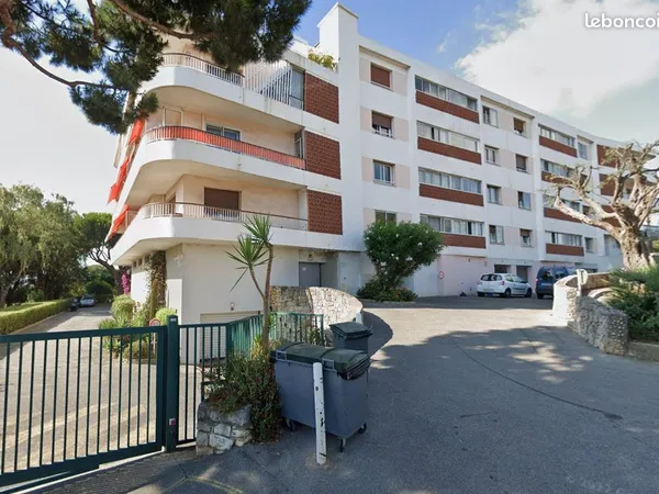 ANTIBES - 4 PIÈCES 88,00 m² - TERRASSE 28 m² - VUE DÉGAGÉE