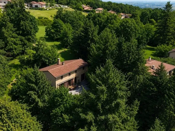 Maison 7 pièces 175 m²