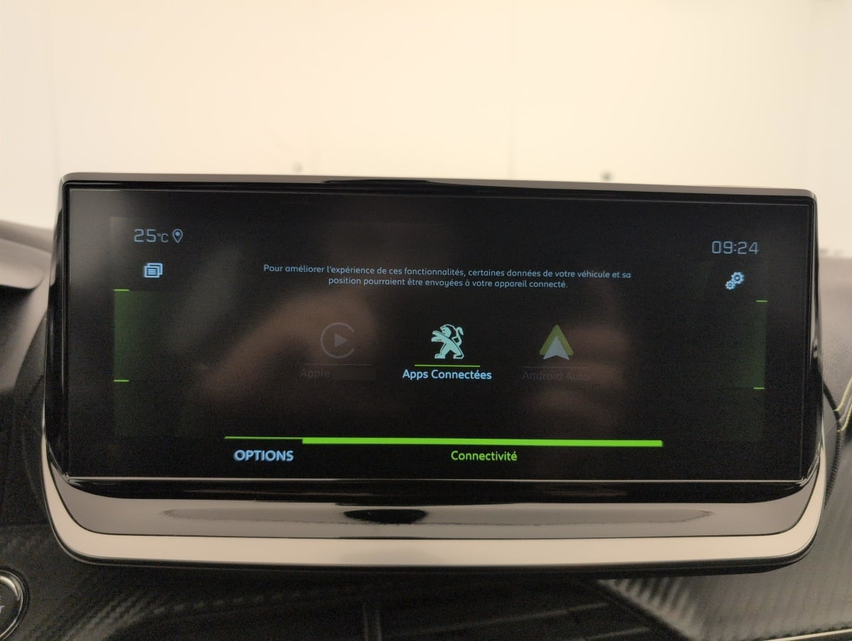 Peugeot 208 — photo 17