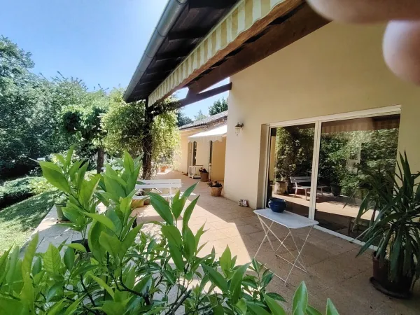 A vendre, Villa d'architecte dans un havre de paix situé à Migné Auxances