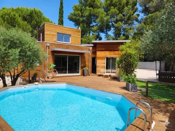Maison 7 pièces 183 m²