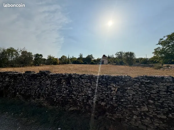 Terrain à bâtir 3 225 m² - COEUR DU VILLAGE AUJOLS (46090) - CU Validé - Cadre d'exception