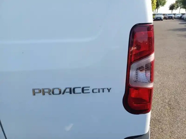 Toyota Proace city long 1.5l 130 d-4d bva8 — photo 17