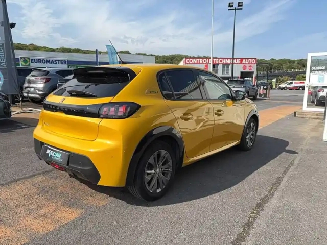 Peugeot 208 electrique 50 kwh 136ch — photo 17