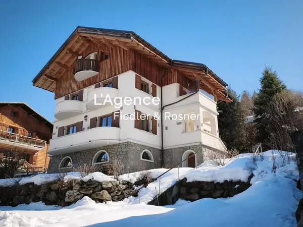 REF 770 - APPARTEMENT DE 130 M² À 5 MINUTES À PIED DU CENTRE DE MEGÈVE