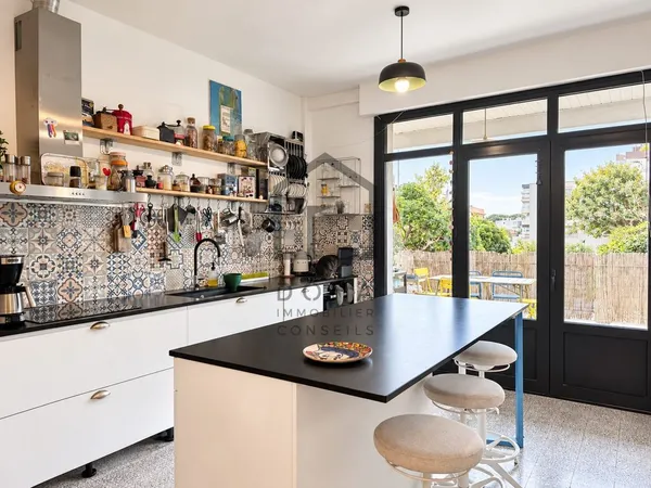 Maison de luxe 6 pièces 180 m²