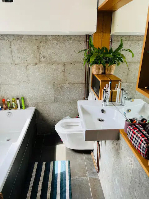 Photo 3