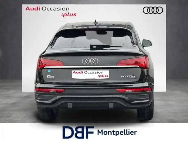 Audi Q5 50 tfsie 299 s tronic 7 quattro business executive — photo 15