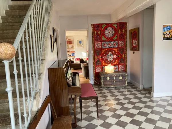 Vends maison chaleureuse