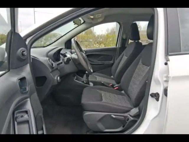 Ford Ka + 1.2 ti-vct 70ch s&amp;s essential — photo 10