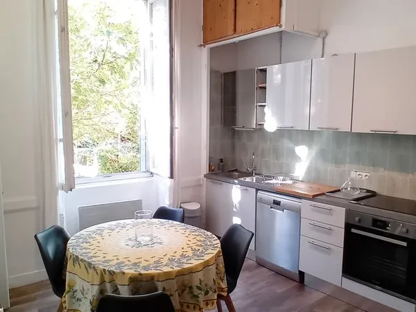 Appartement T2 40M² entièrement équipé et meublé avec Jardin de 60 m²