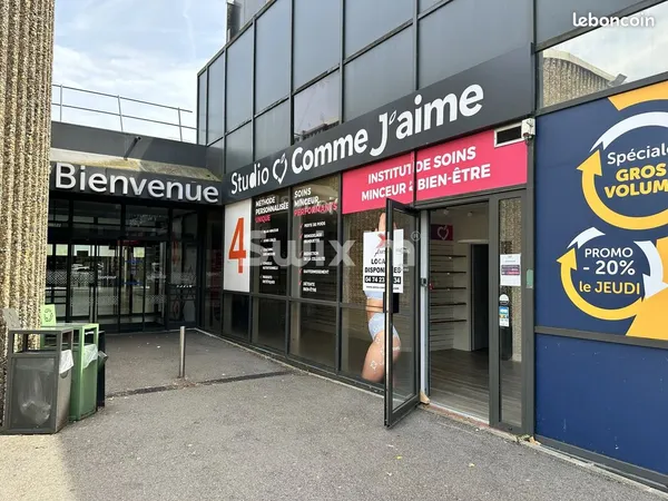 Local commercial 103 m² Bourg-en-Bresse
