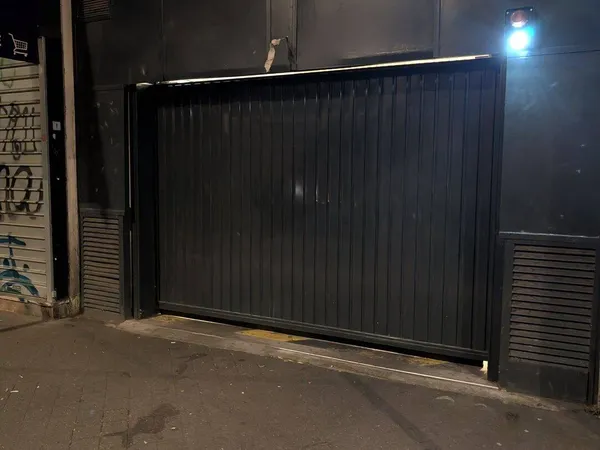 Parking 11 m²